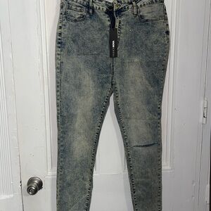 Fashion Nova Light Blue Acid Wash High-Waist Skinny Jeans